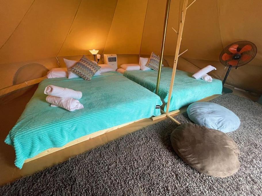 Rembulan Escape Bell Tent 2 Kampung Penarik Exterior photo