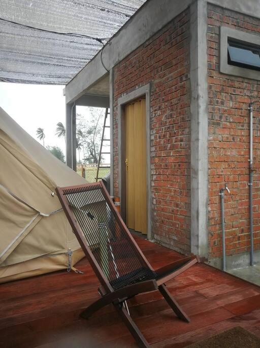 Rembulan Escape Bell Tent 2 Kampung Penarik Exterior photo